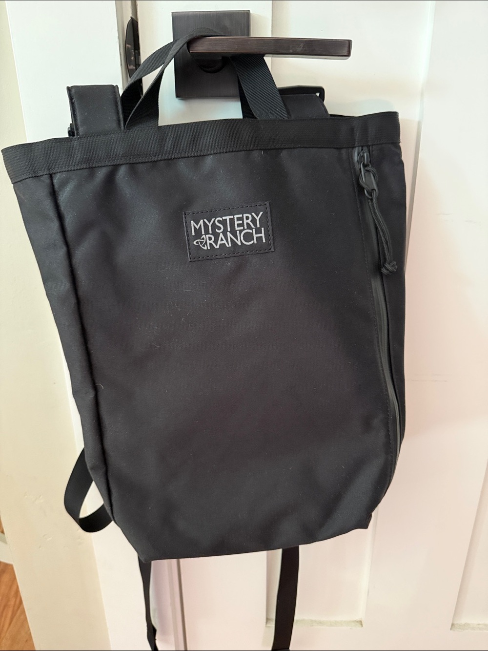 MYSTERY RANCH Black Lil Booty Backpack